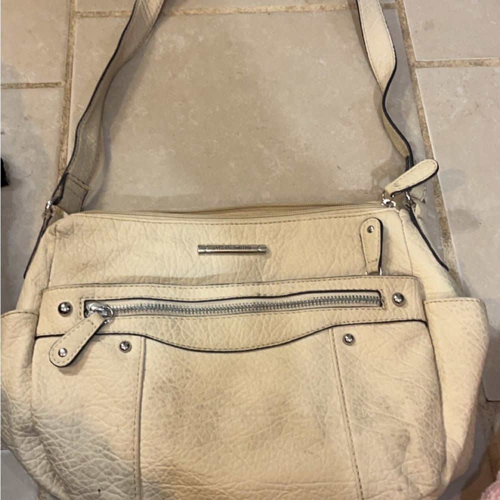 Elegant Beige Shoulder Bag